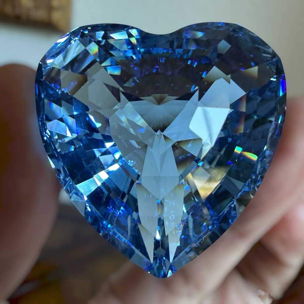VTG 1997 Swarovski Blue Heart Charm 1.5" Faceted Crystal Glass Swan Mark 210889
